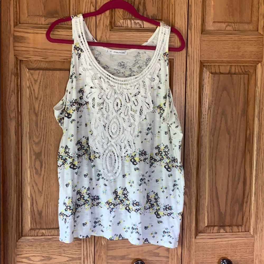 Maurices embellished tank size 3